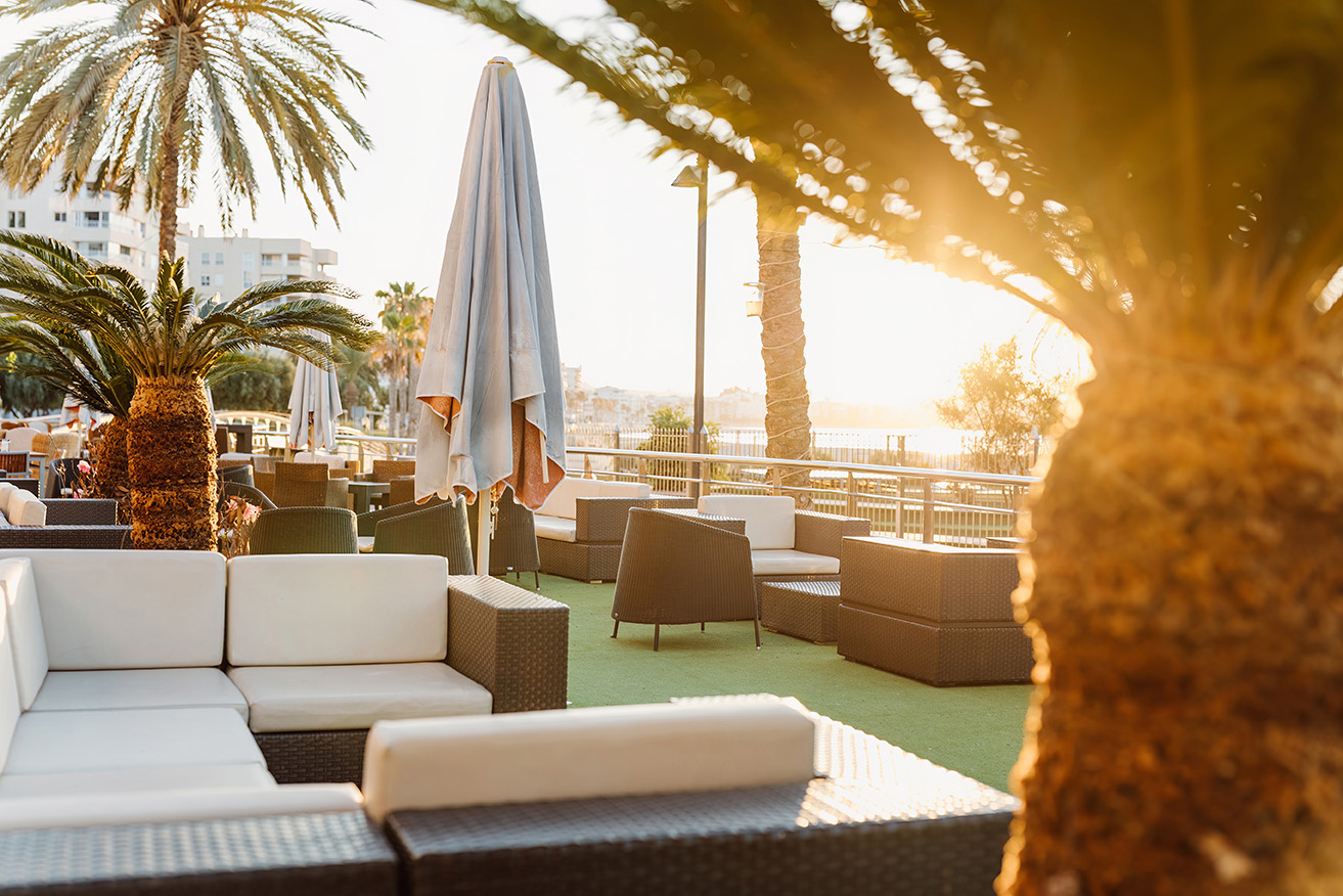 004_alta_senatoráguilas Terraza.jpg